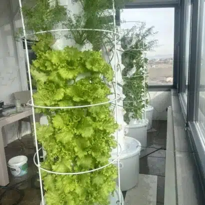 8 katlı 40 gözlü dikey topraksız tarım kulesi sistemi