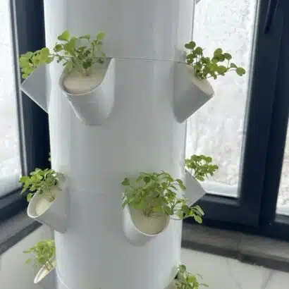 8 katlı 40 gözlü dikey topraksız tarım kulesi sistemi