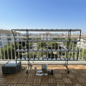 Anasayfa 118 HydroRack 52 Topraksız Tarım Seti 4 Katlı NFT Balkon Sistemi